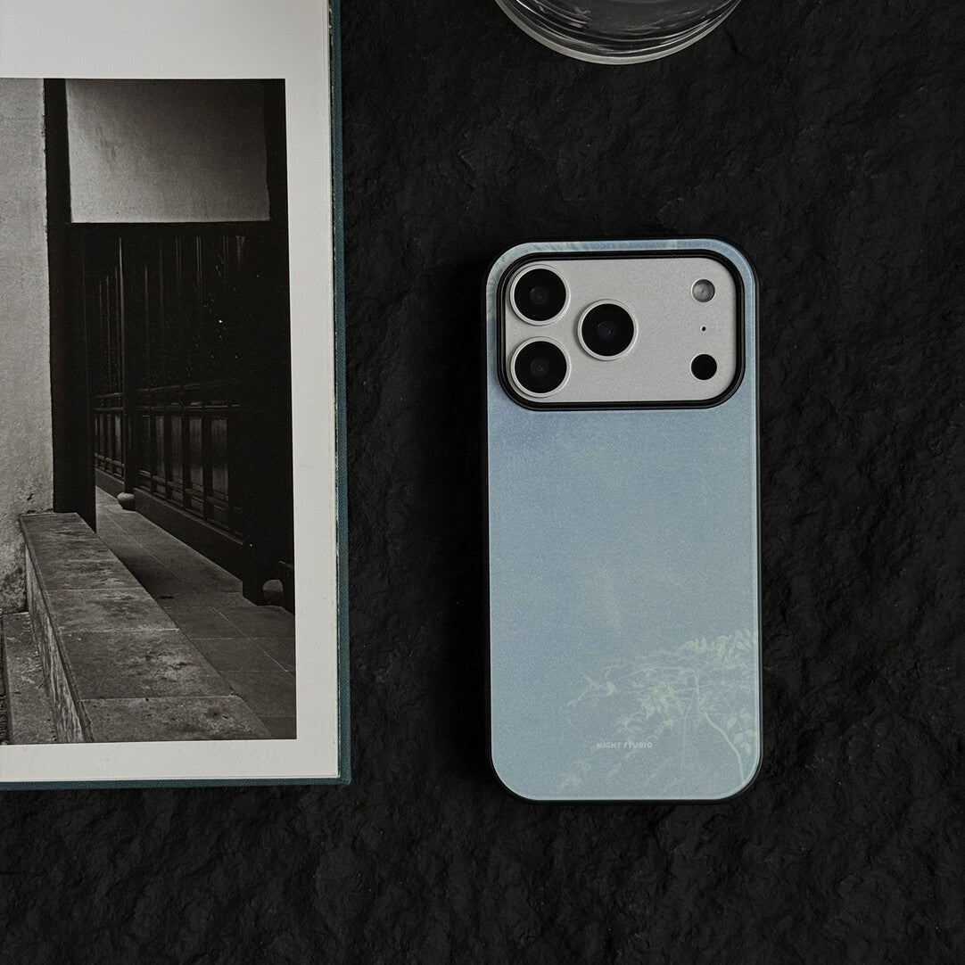 Mirror-Clear Sky Blue N1132