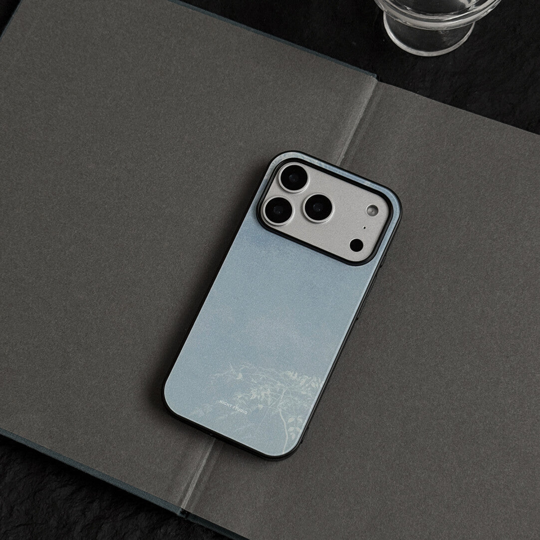 Mirror-Clear Sky Blue N1132
