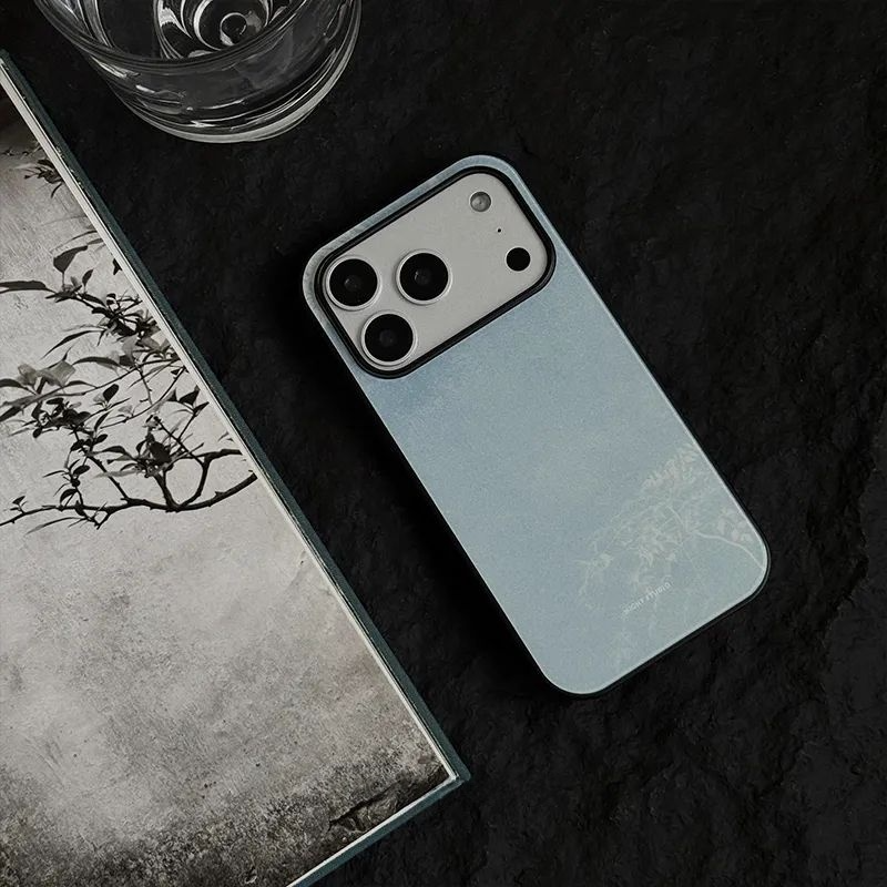 Mirror-Clear Sky Blue N1132